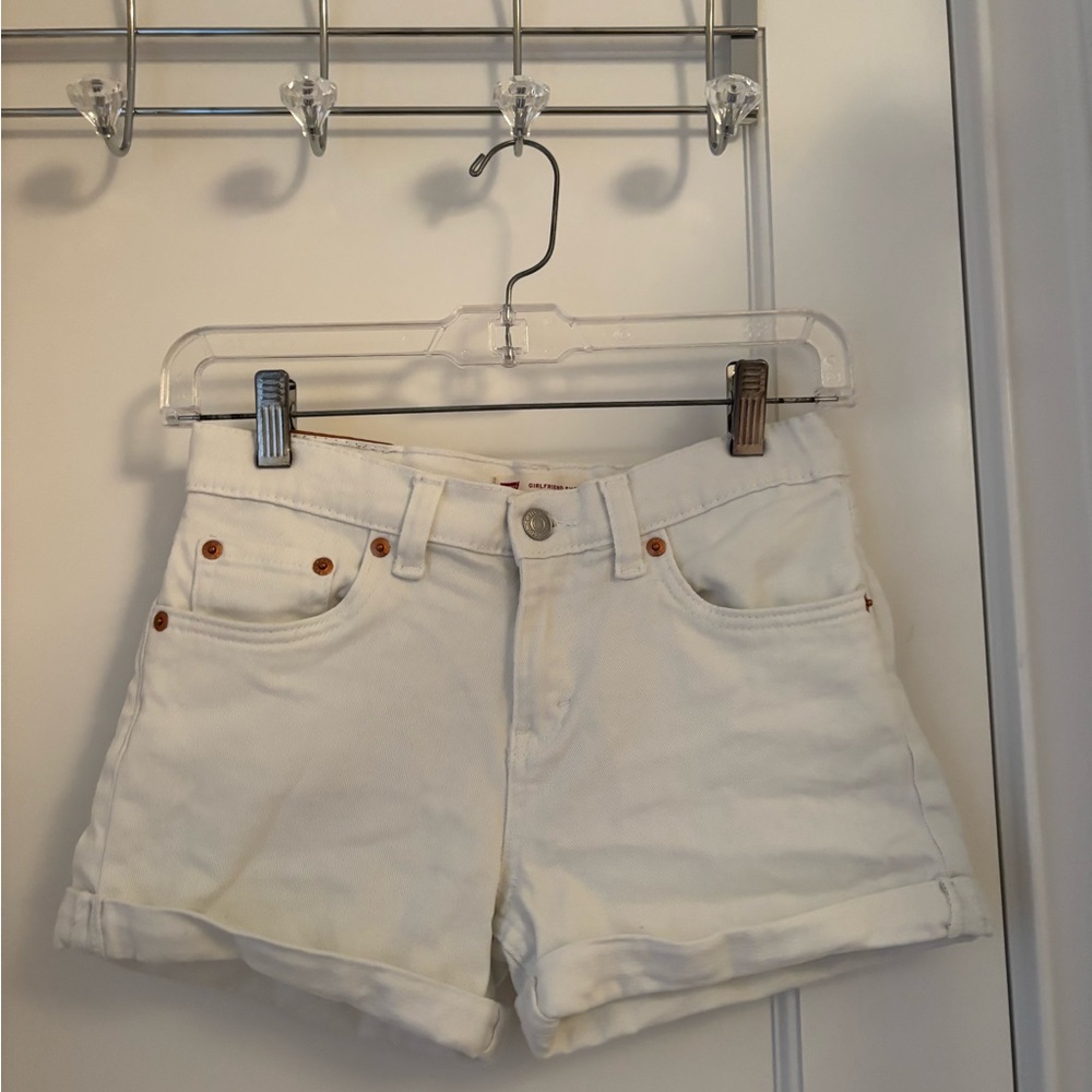 Women White Levi’s Denim Shorts